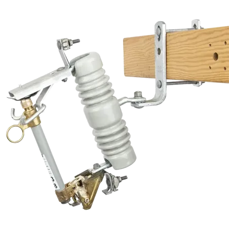 SECCIONADOR CUT OUT STD DE PORCELANA TIPO C, 200A, 27kV MAX 170kVBIL, 720mm