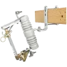 SECCIONADOR CUT OUT STD DE PORCELANA TIPO C, 200A, 15kV MAX 110kVBIL, 220mm